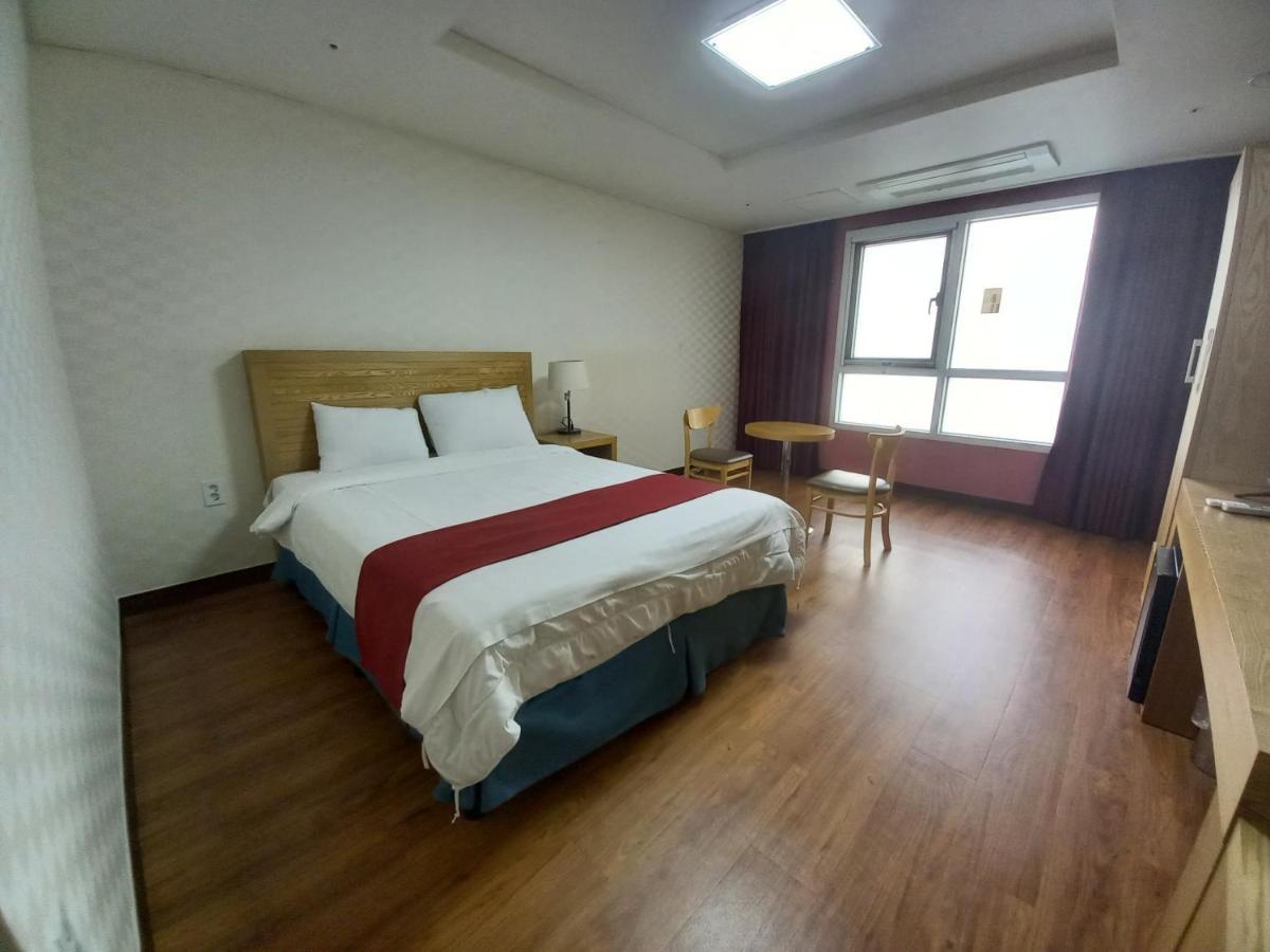Breeze Bay Hotel Согвипхо Экстерьер фото