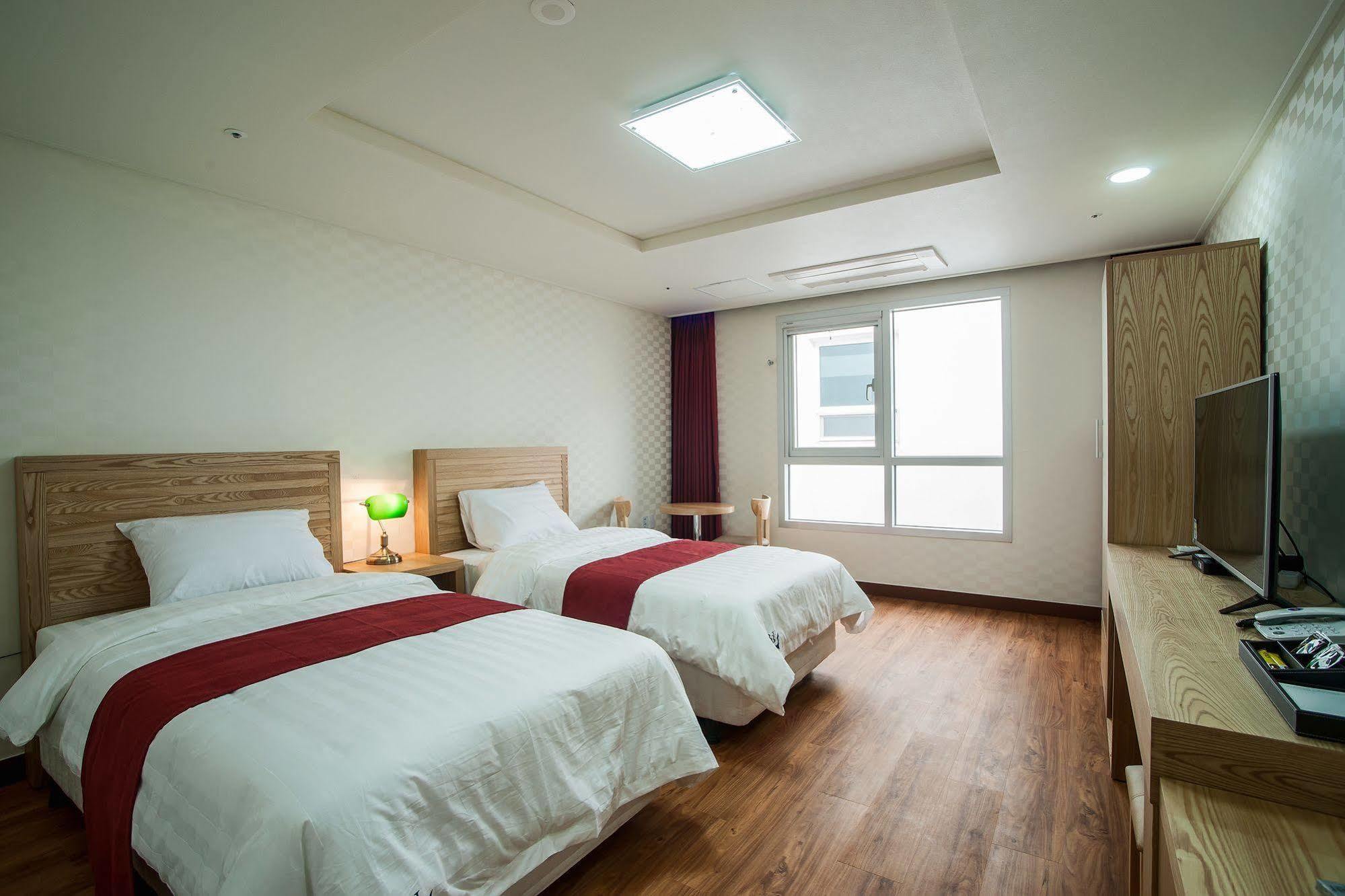 Breeze Bay Hotel Согвипхо Экстерьер фото